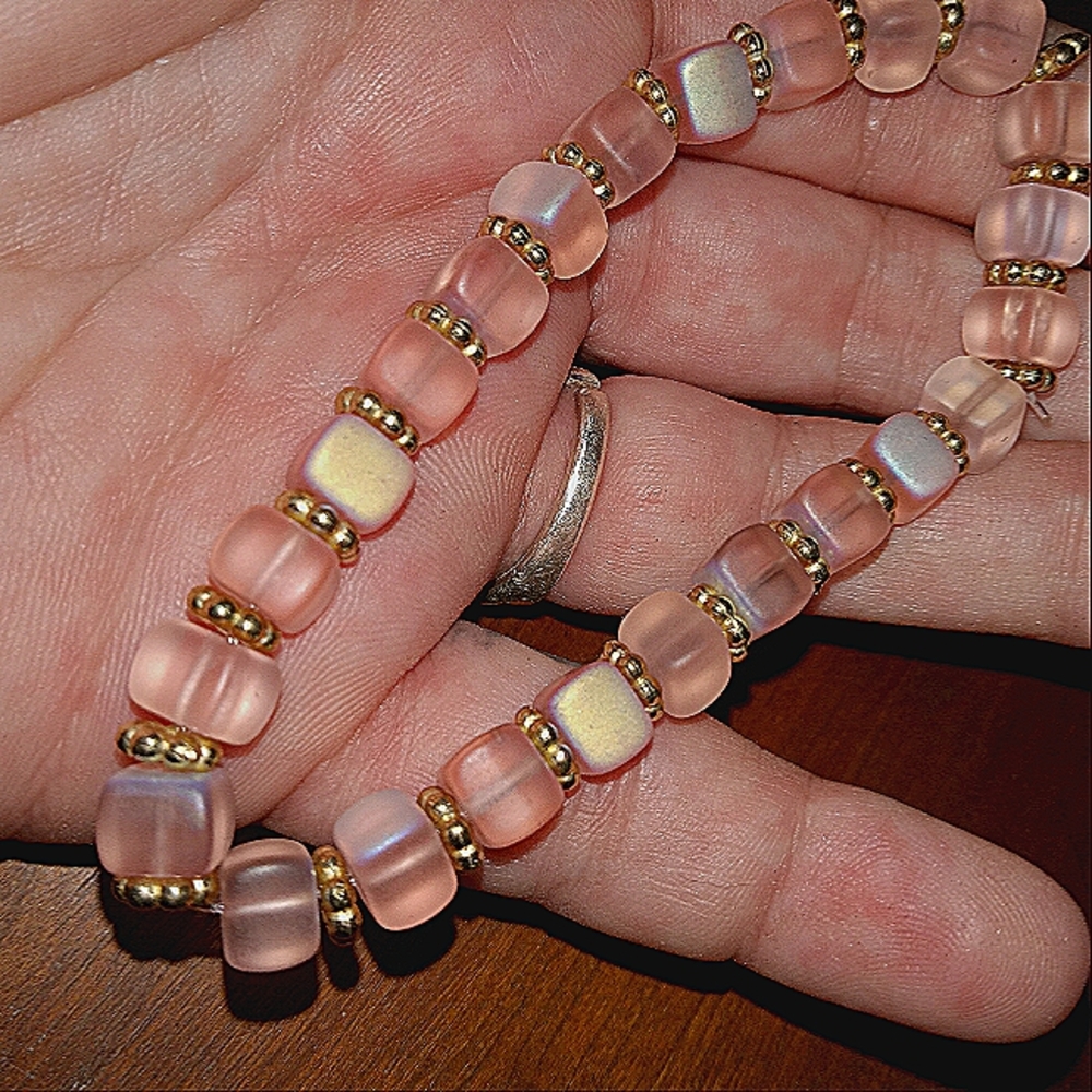 Beautiful pink/gold bracelet